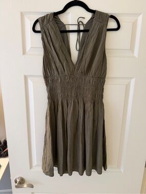 Abercrombie & Fitch Olive Green Sleeveless V-Neck Smocked Waist Dress